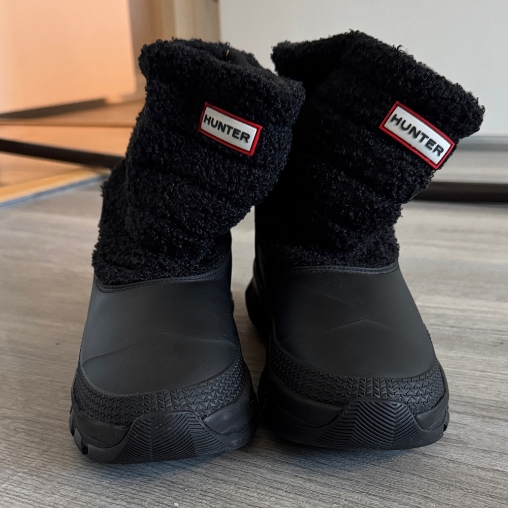 Hunter Black Fleece-Lined Boots
